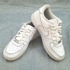 Nike Af1 314192-117 5.5Y  all white sneakers